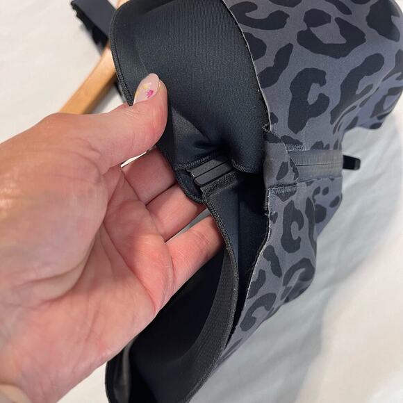 Victoria's Secret Gray/Black Leppard Print Incredible Ultra Max Support Bra 34DD - Picture 5 of 8